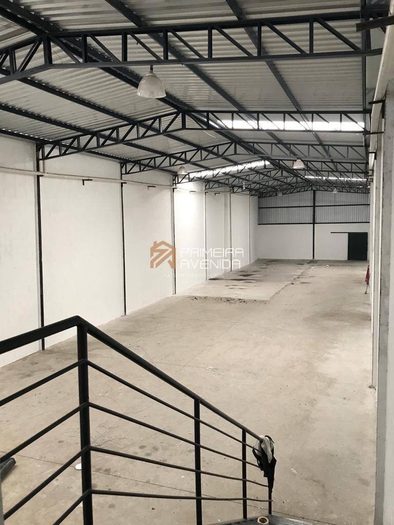 Depósito-Galpão-Armazém à venda, 450m² - Foto 1