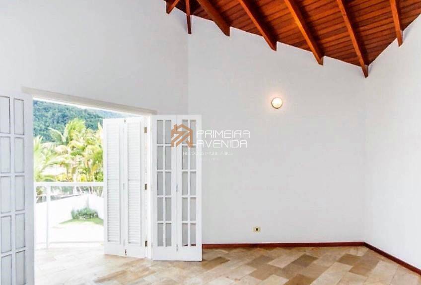 Casa à venda com 4 quartos, 350m² - Foto 15