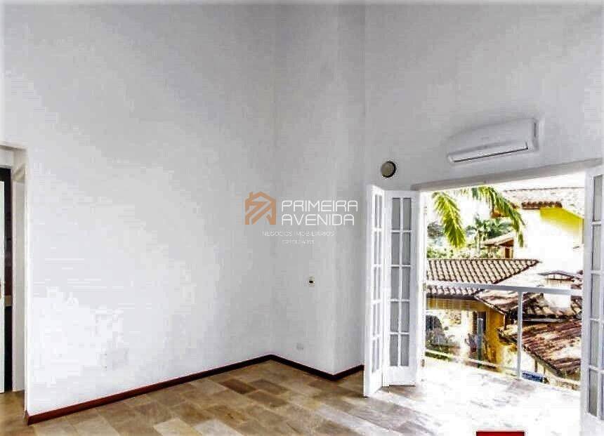 Casa à venda com 4 quartos, 350m² - Foto 18