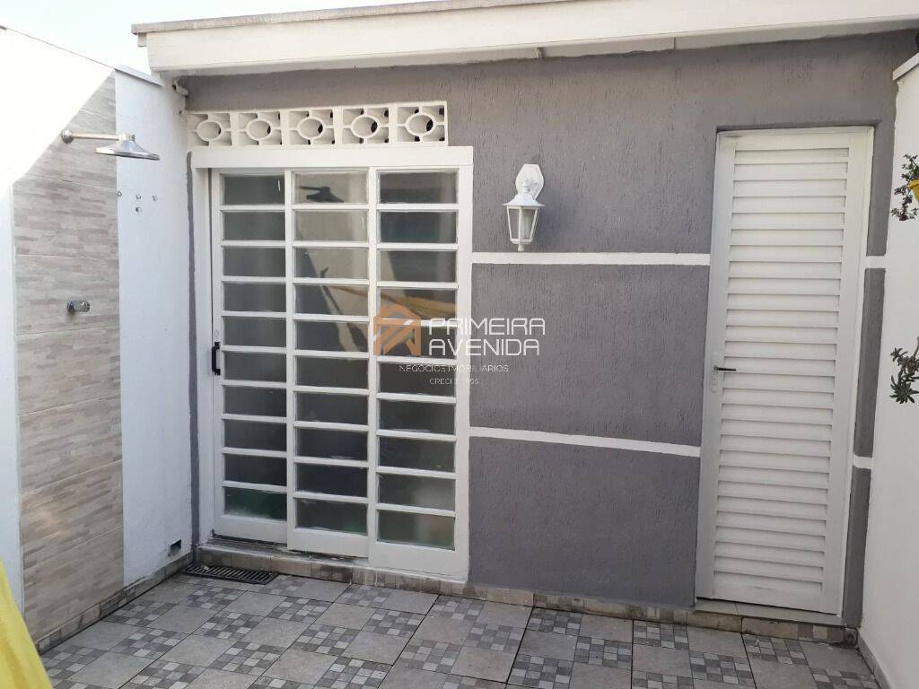 Casa à venda com 2 quartos, 100m² - Foto 6