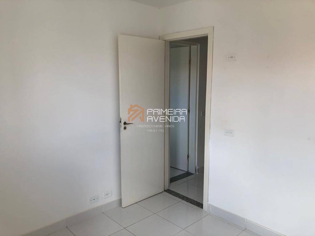 Casa à venda com 2 quartos, 60m² - Foto 12