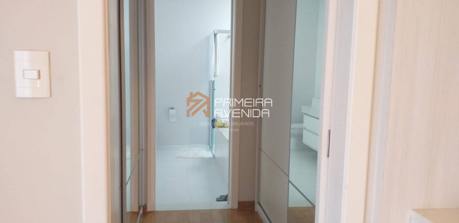 Casa à venda com 5 quartos, 256m² - Foto 18