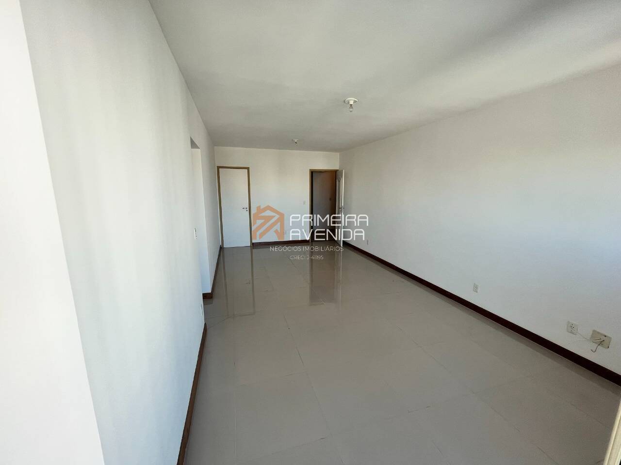 Apartamento à venda com 4 quartos, 132m² - Foto 2