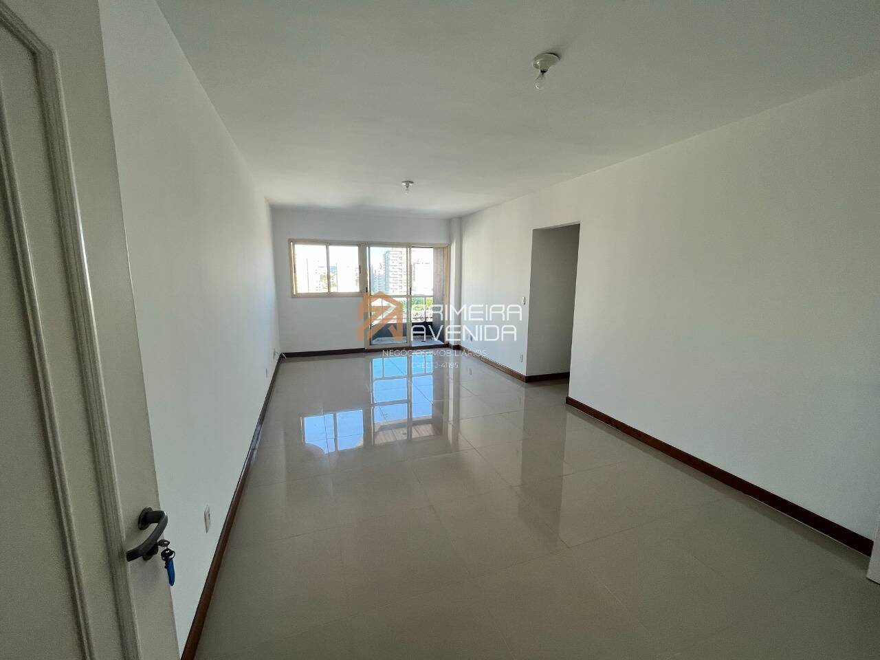 Apartamento à venda com 4 quartos, 132m² - Foto 1