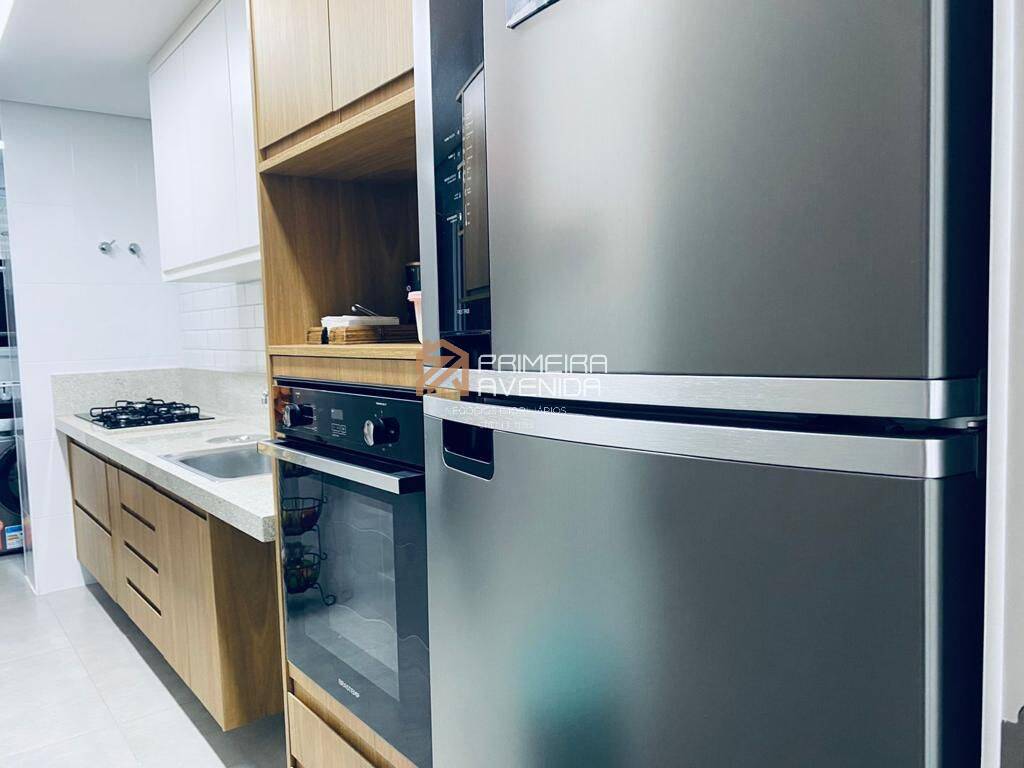 Apartamento à venda com 3 quartos, 96m² - Foto 8