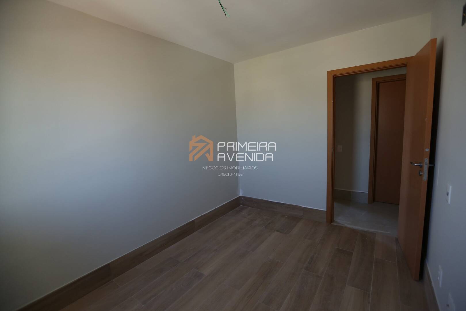 Apartamento à venda com 3 quartos, 106m² - Foto 12