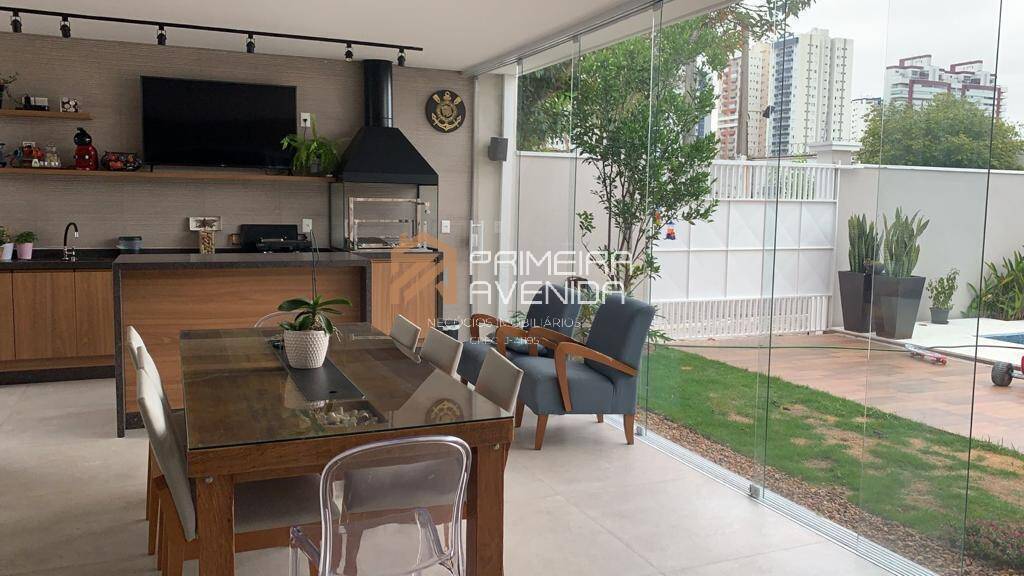 Casa à venda com 5 quartos, 328m² - Foto 6