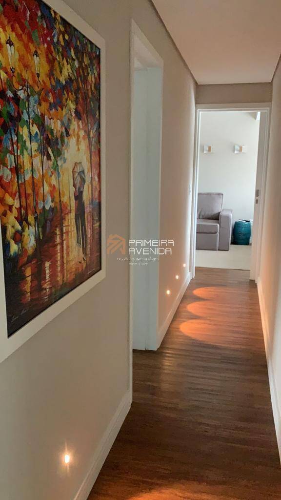 Casa à venda com 5 quartos, 328m² - Foto 16