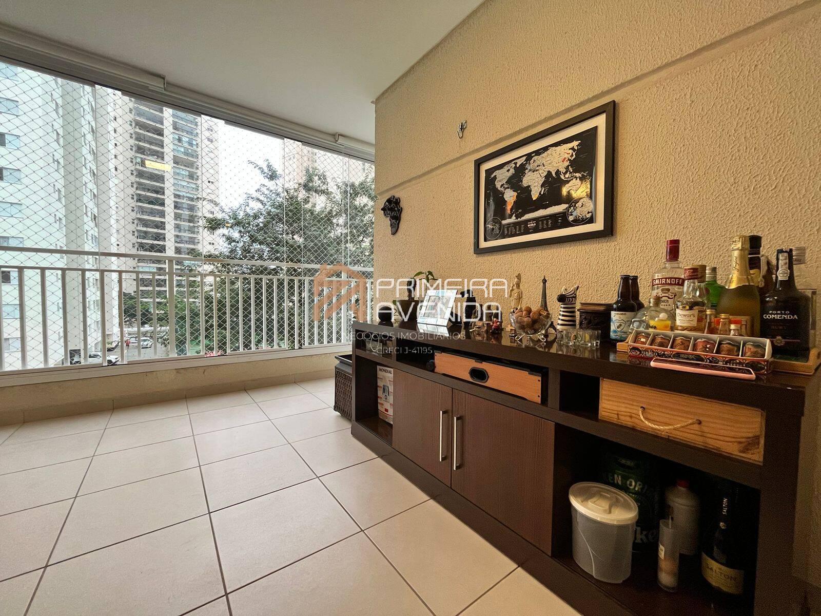 Apartamento para alugar com 3 quartos, 95m² - Foto 17