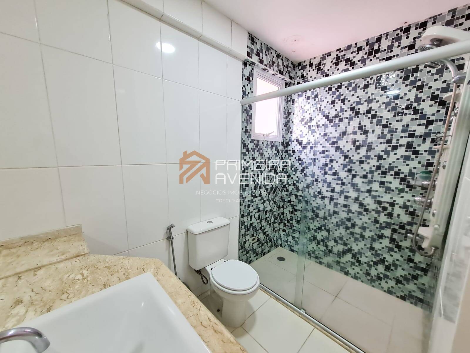 Apartamento à venda com 3 quartos, 156m² - Foto 18