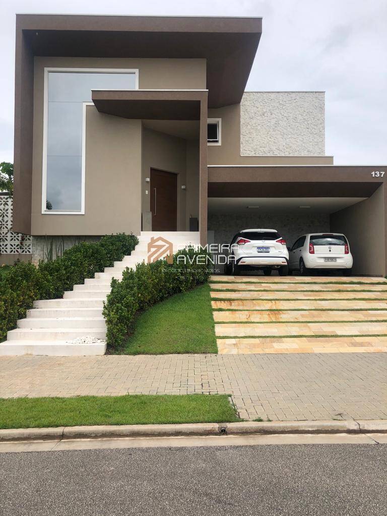 Casa à venda com 3 quartos, 320m² - Foto 1