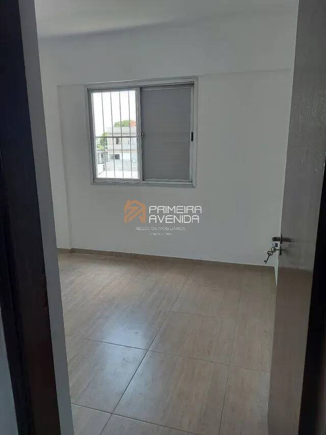 Apartamento à venda com 2 quartos, 60m² - Foto 4