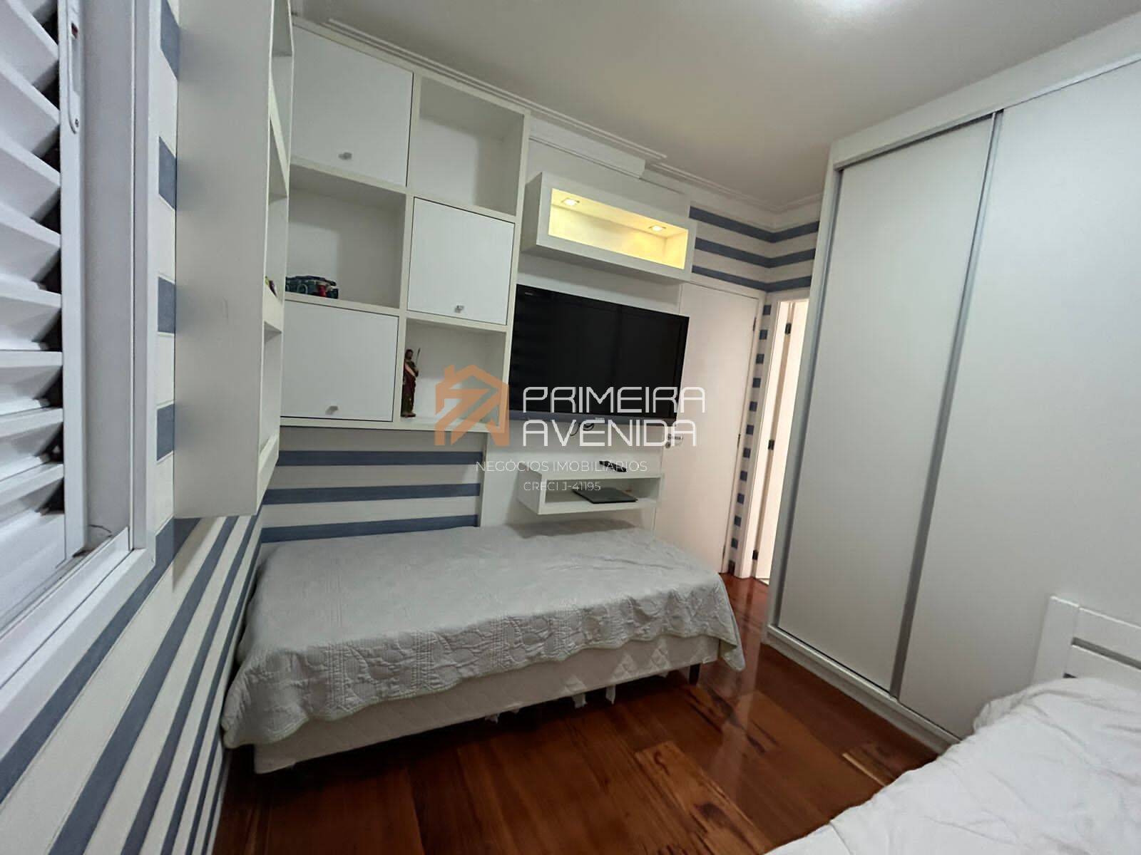 Apartamento à venda com 3 quartos, 156m² - Foto 17