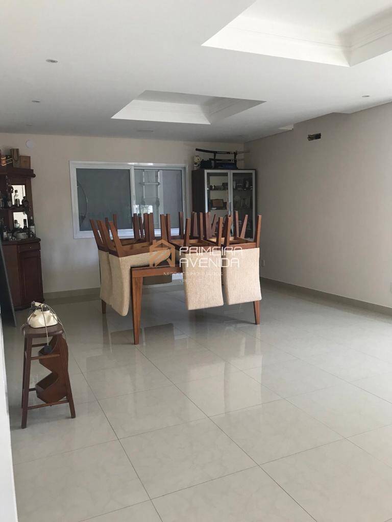 Casa à venda com 4 quartos, 450m² - Foto 7