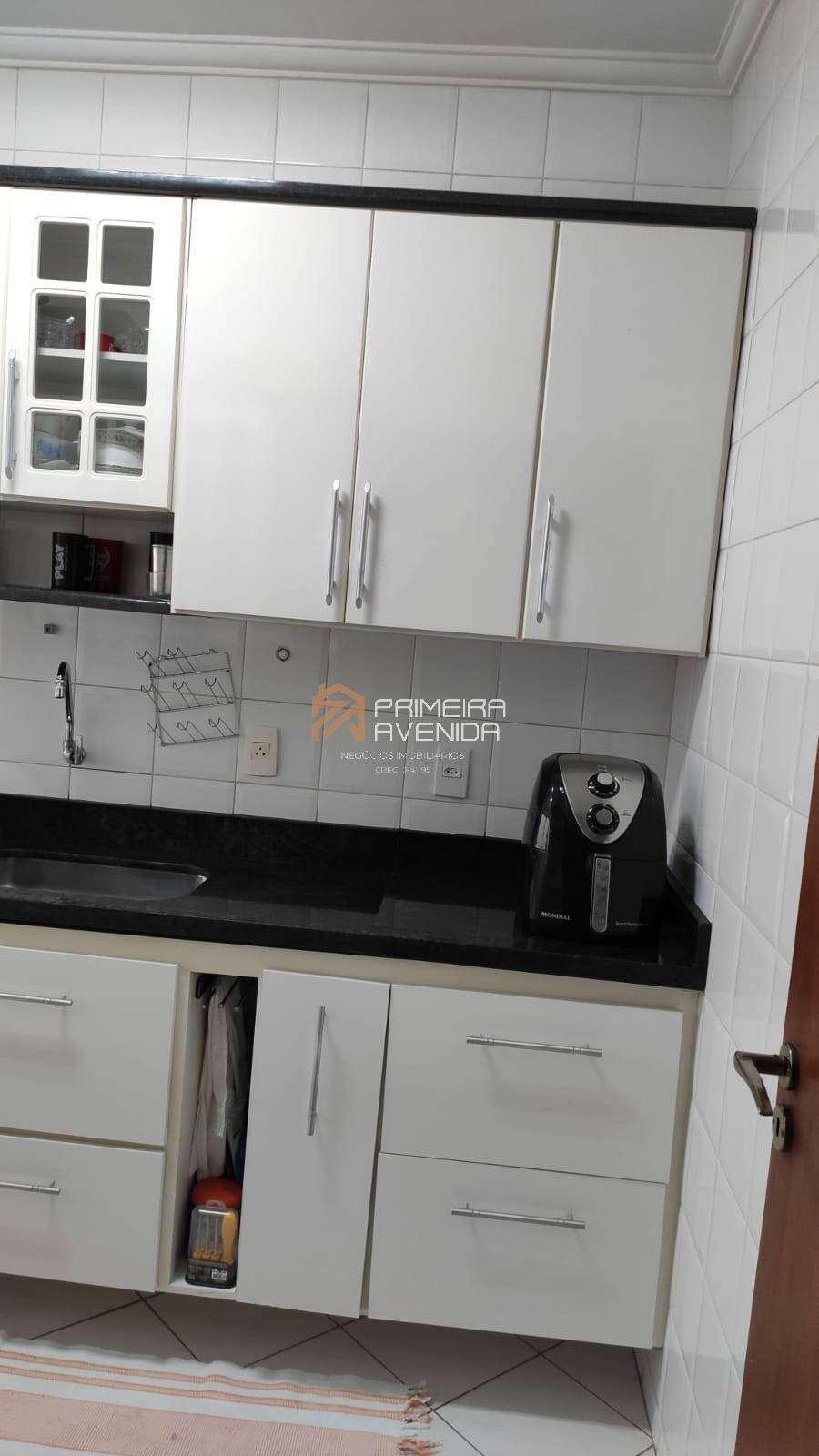 Apartamento à venda com 2 quartos, 63m² - Foto 7