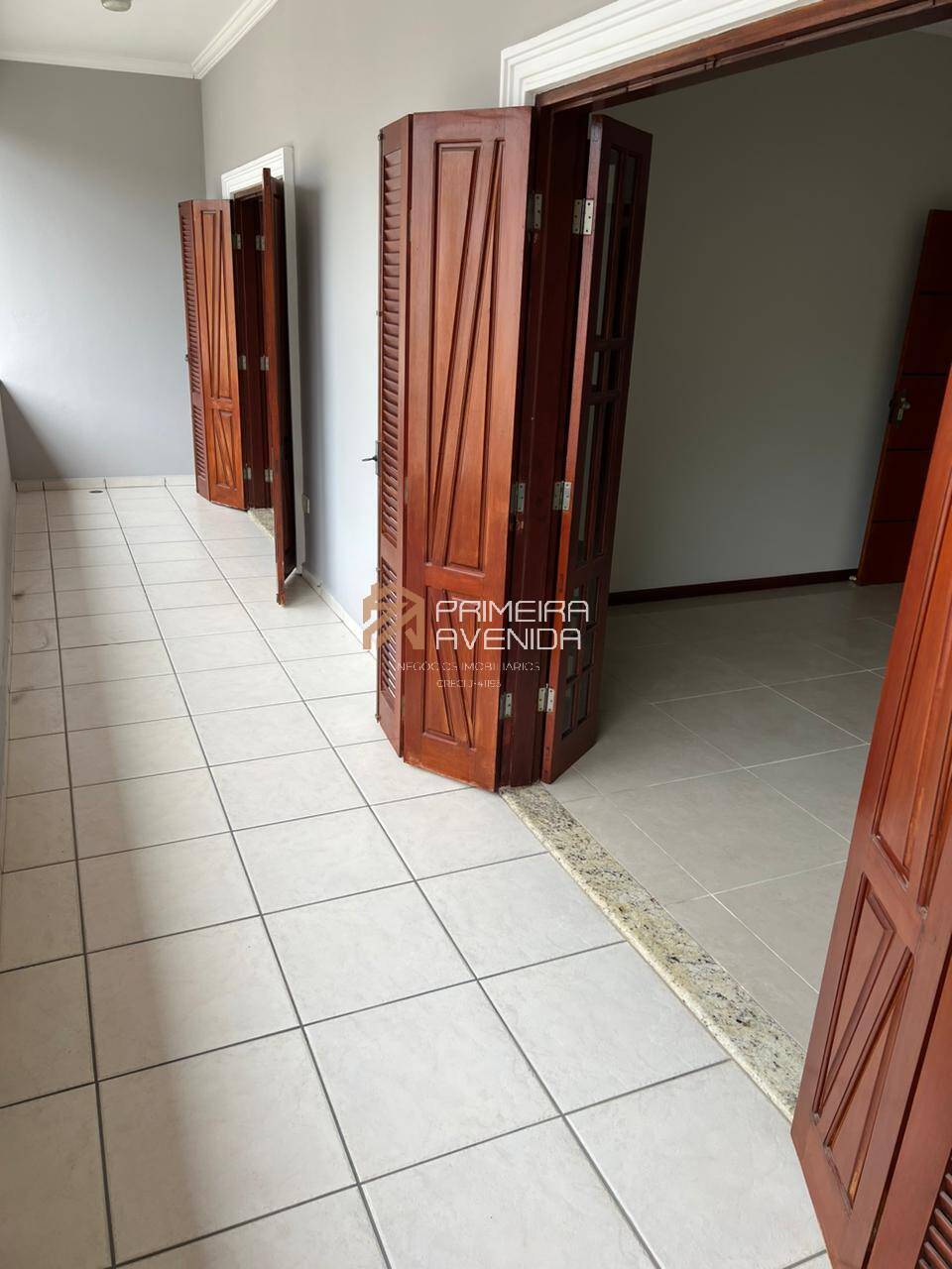 Sobrado à venda com 5 quartos, 320m² - Foto 14