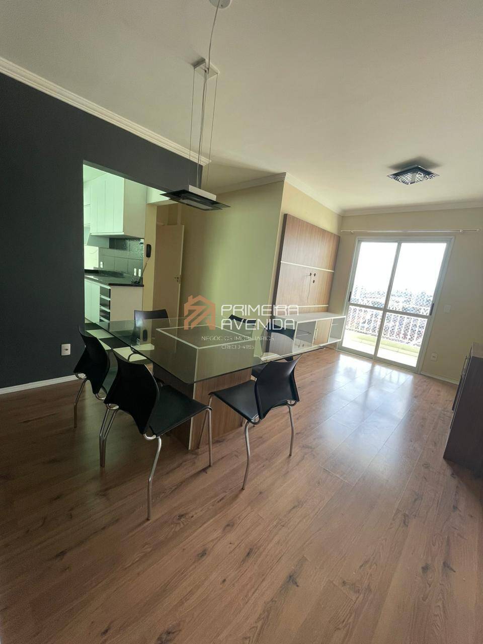 Apartamento à venda com 2 quartos, 83m² - Foto 3