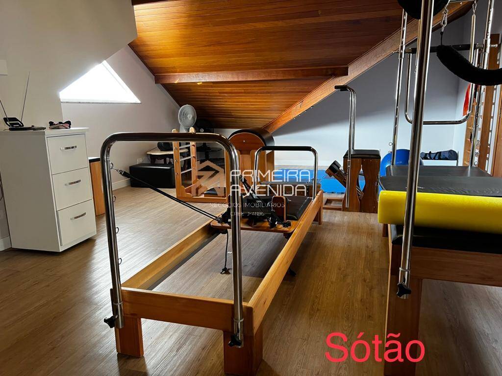 Casa à venda com 4 quartos, 366m² - Foto 47