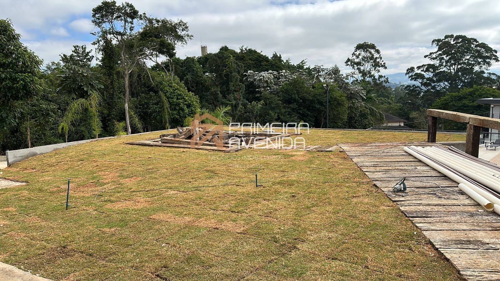 Fazenda à venda com 8 quartos, 1100m² - Foto 12