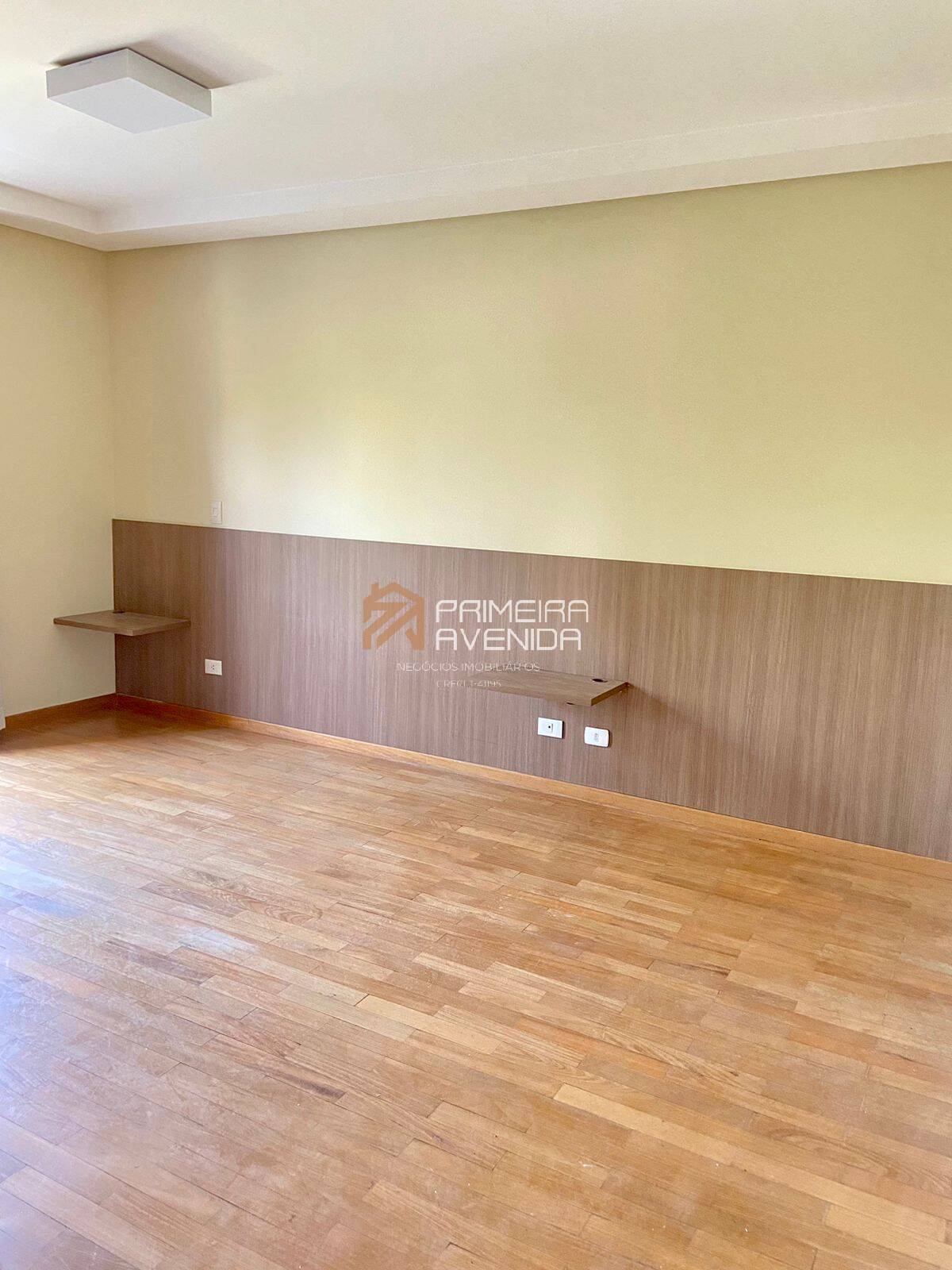 Casa à venda com 4 quartos, 290m² - Foto 27