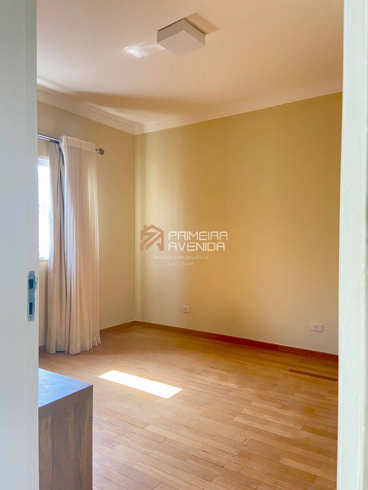 Casa à venda com 4 quartos, 290m² - Foto 31