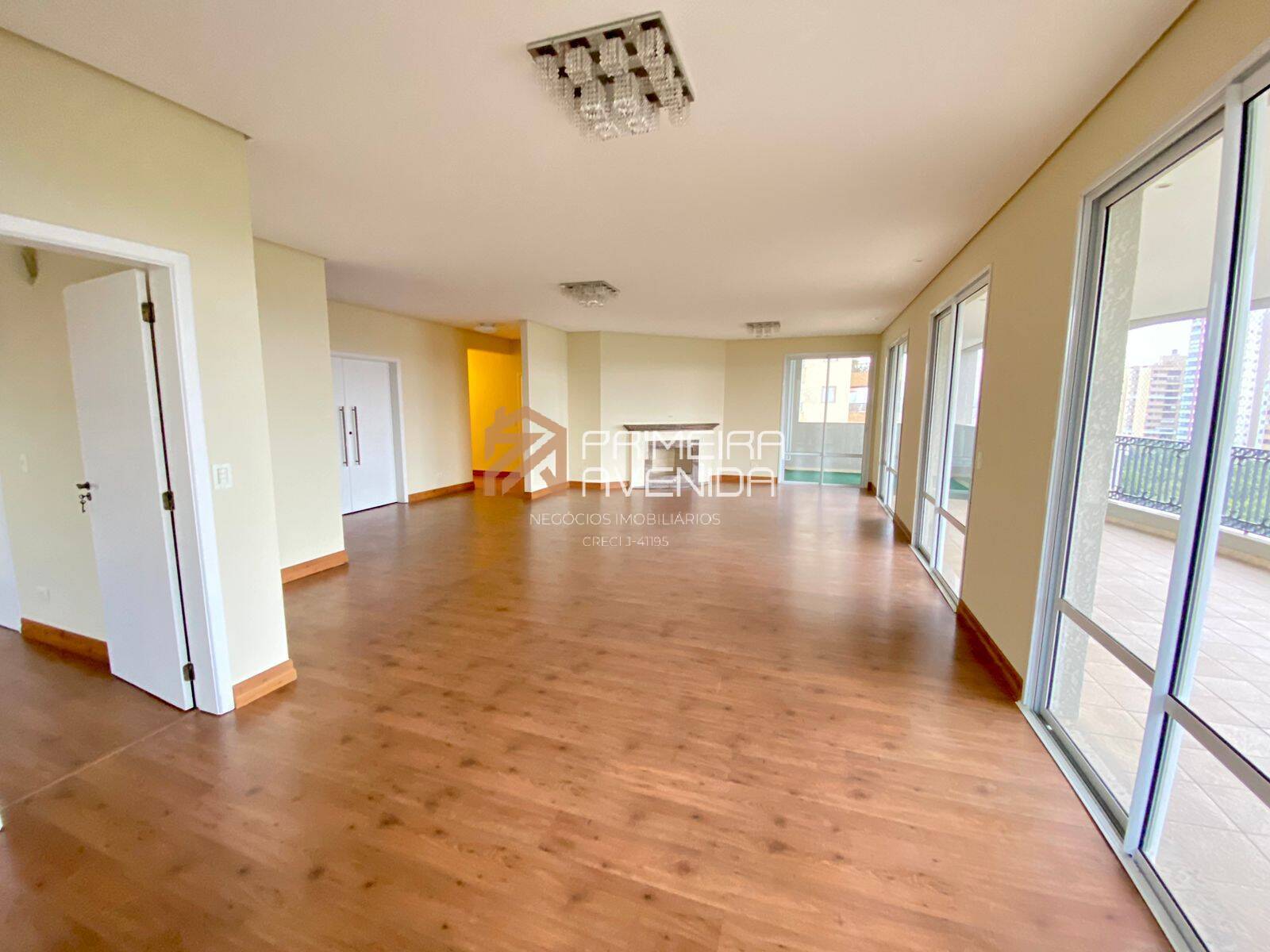 Apartamento à venda com 4 quartos, 360m² - Foto 3