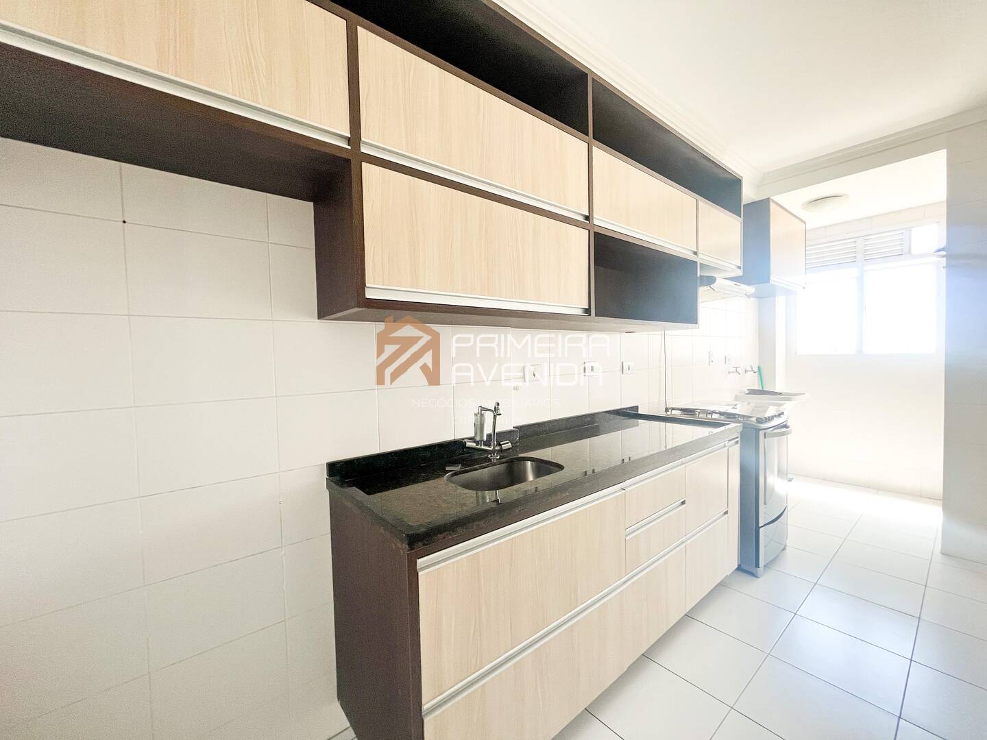 Apartamento à venda com 3 quartos, 87m² - Foto 8