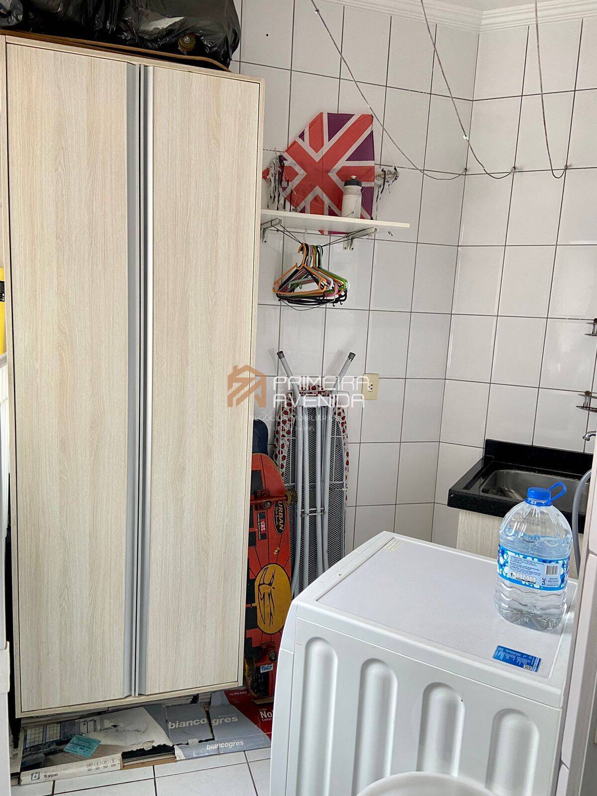 Apartamento à venda com 3 quartos, 83m² - Foto 6