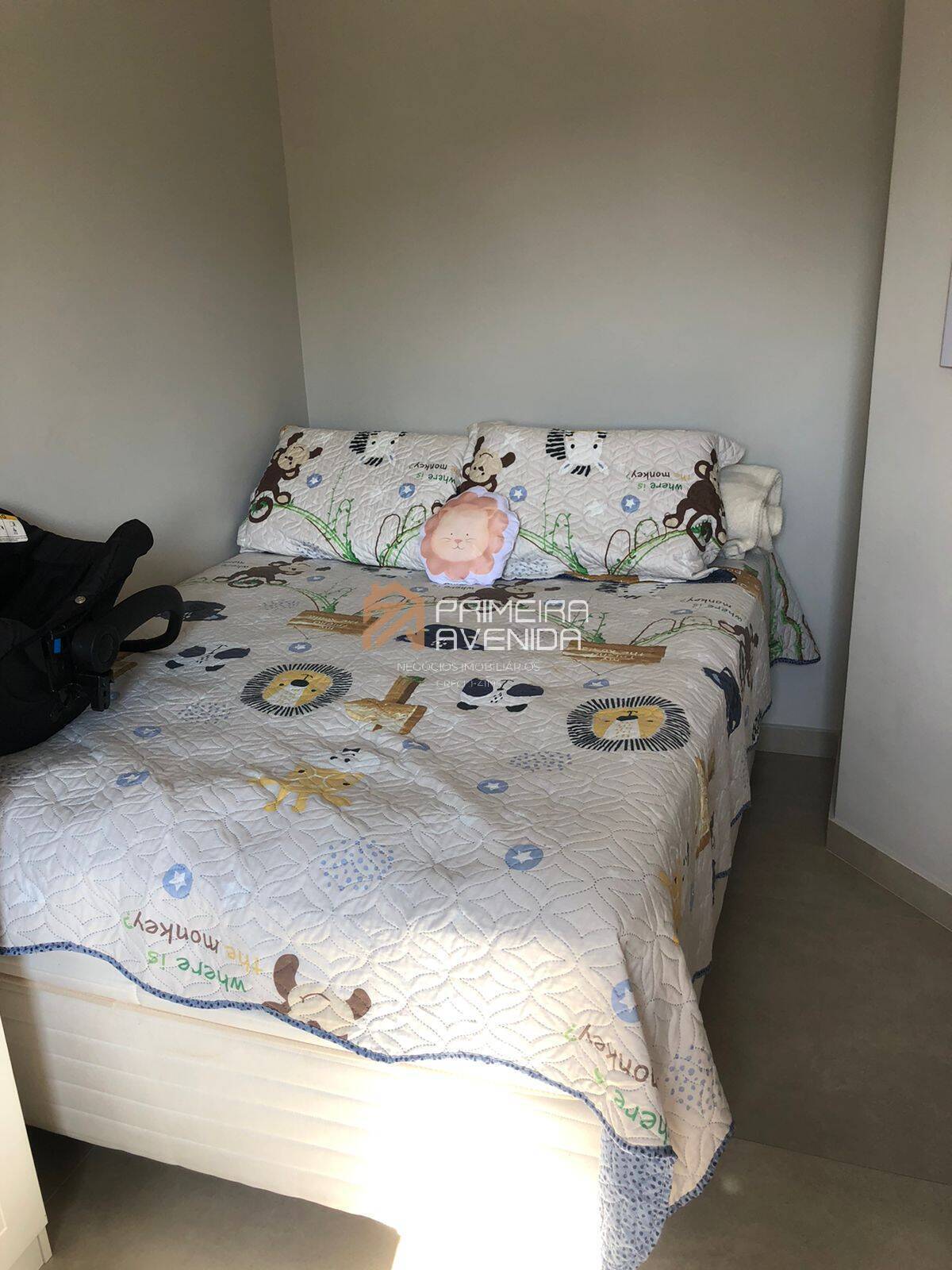 Apartamento à venda com 2 quartos, 72m² - Foto 12