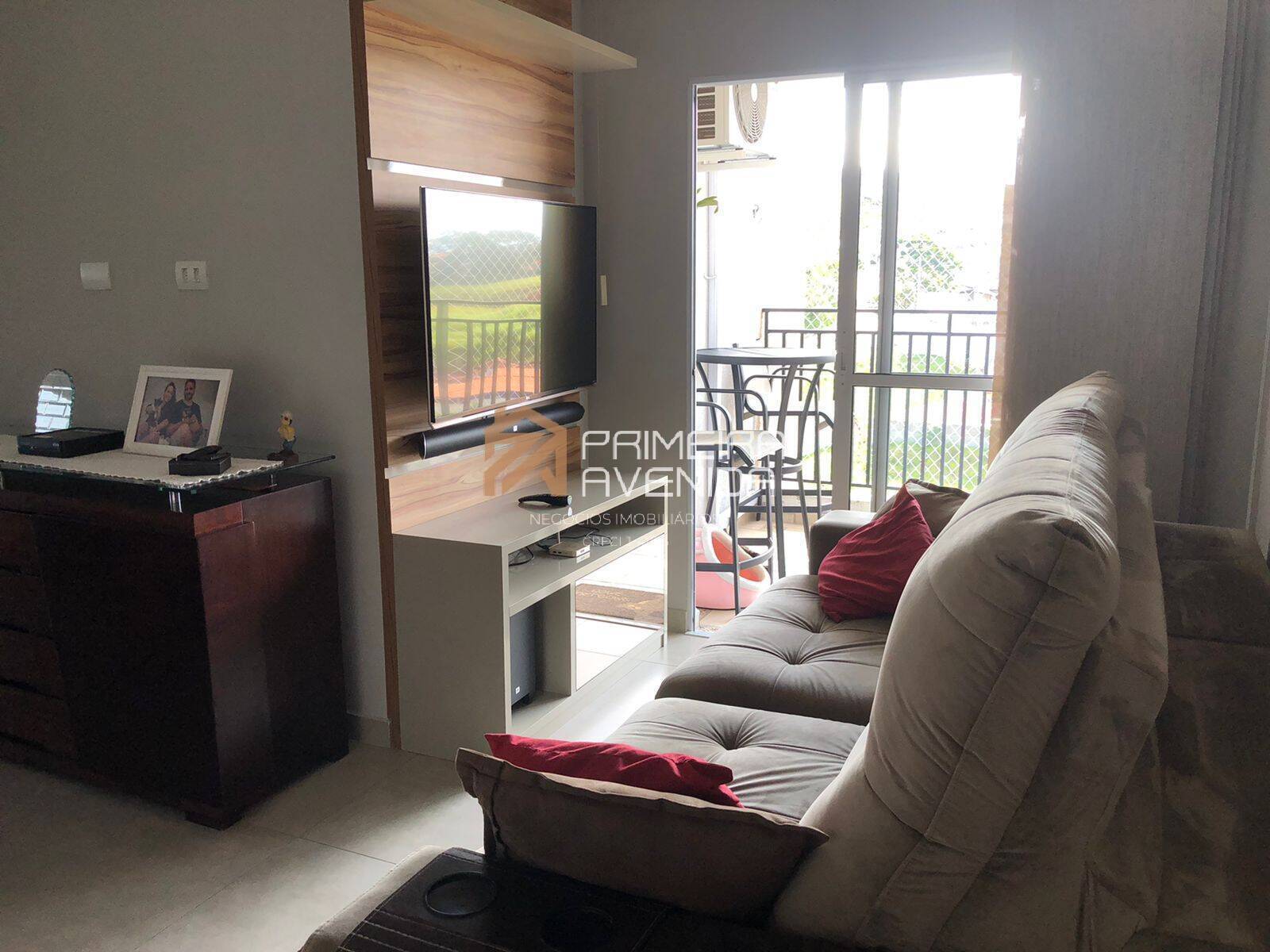 Apartamento à venda com 2 quartos, 72m² - Foto 2