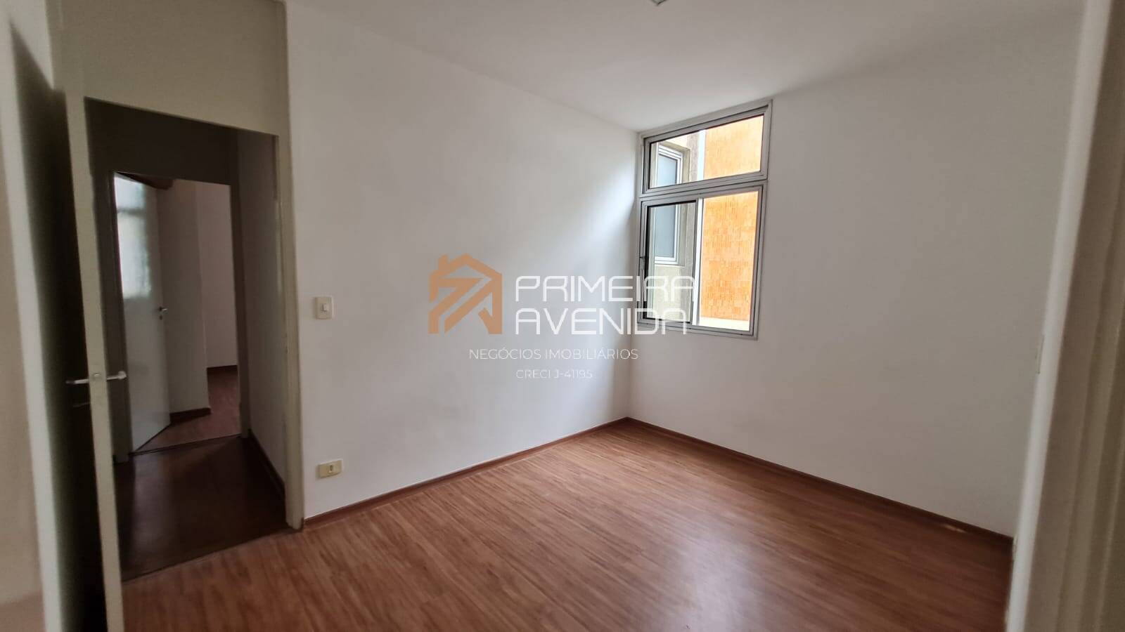 Apartamento à venda com 3 quartos, 98m² - Foto 13