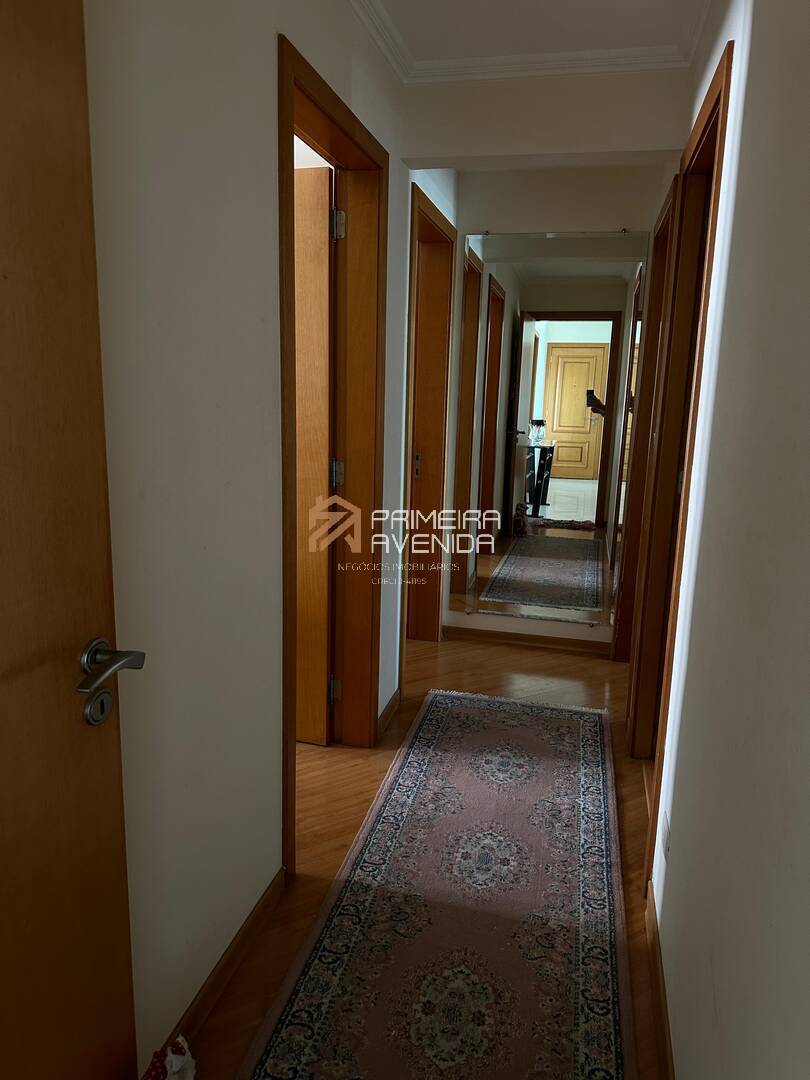 Apartamento à venda com 4 quartos, 153m² - Foto 10