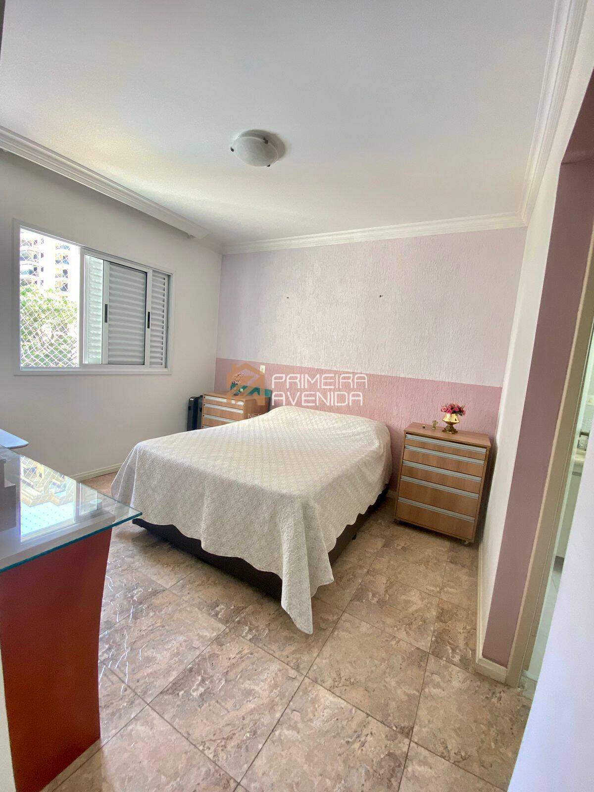 Apartamento à venda com 3 quartos, 128m² - Foto 11