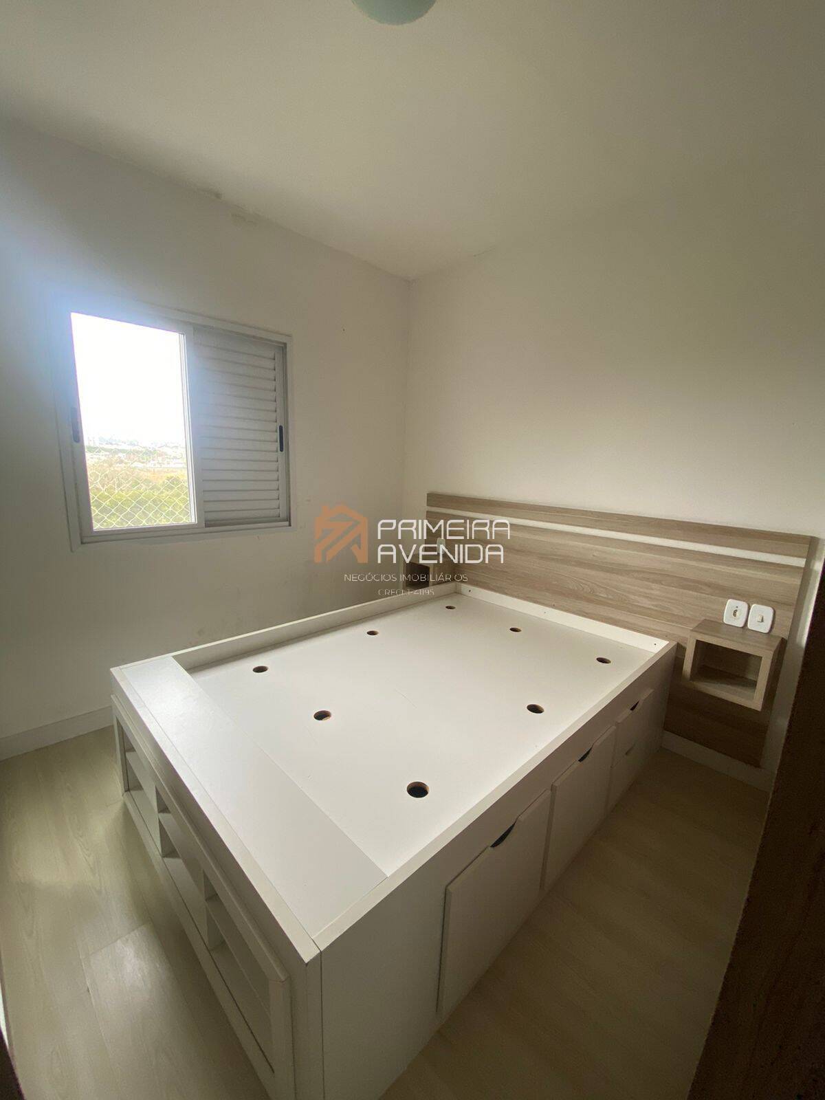 Apartamento à venda com 2 quartos, 69m² - Foto 5