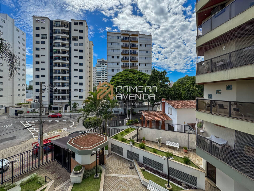 Apartamento à venda com 3 quartos, 178m² - Foto 8