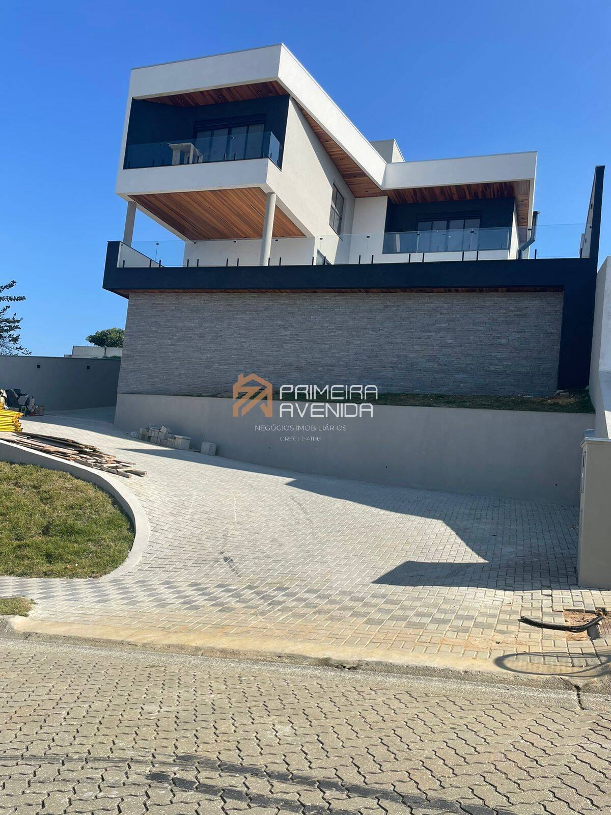 Casa à venda com 5 quartos, 500m² - Foto 3