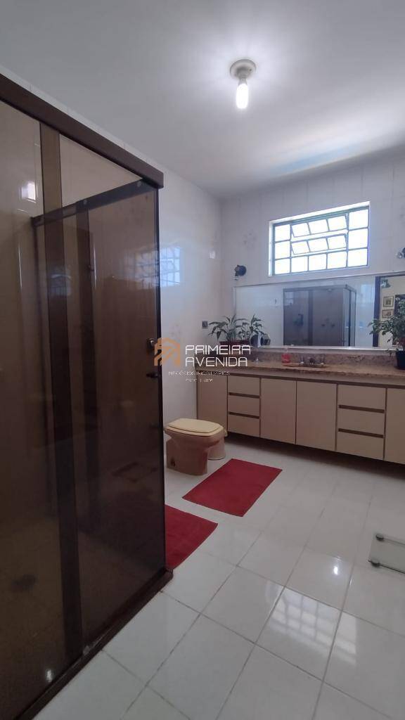 Sobrado à venda com 4 quartos, 386m² - Foto 13