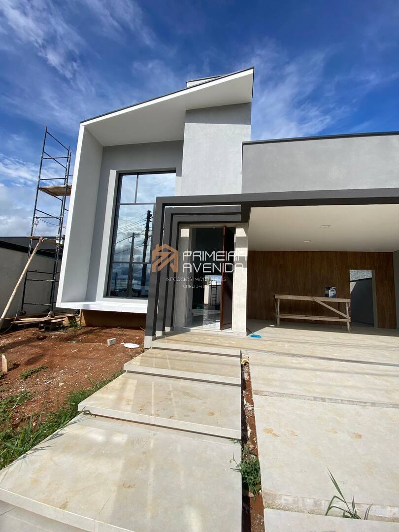 Casa de Condomínio à venda com 3 quartos, 200m² - Foto 1