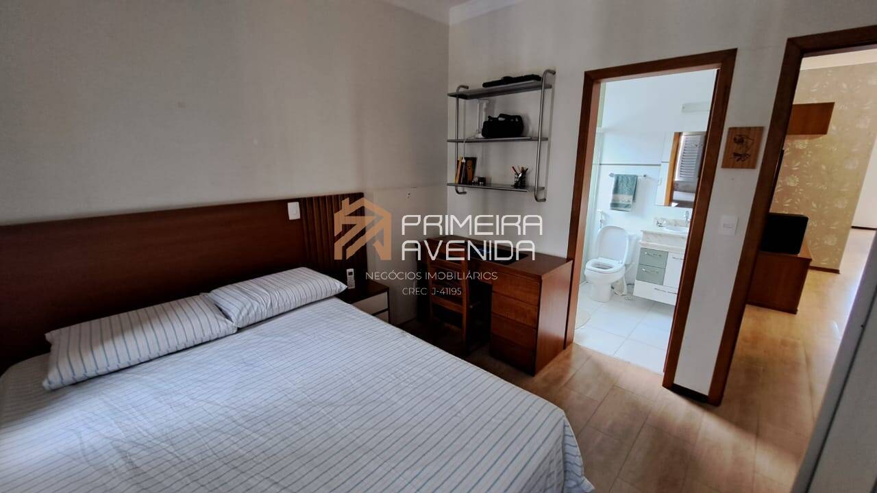 Casa à venda com 3 quartos, 248m² - Foto 11