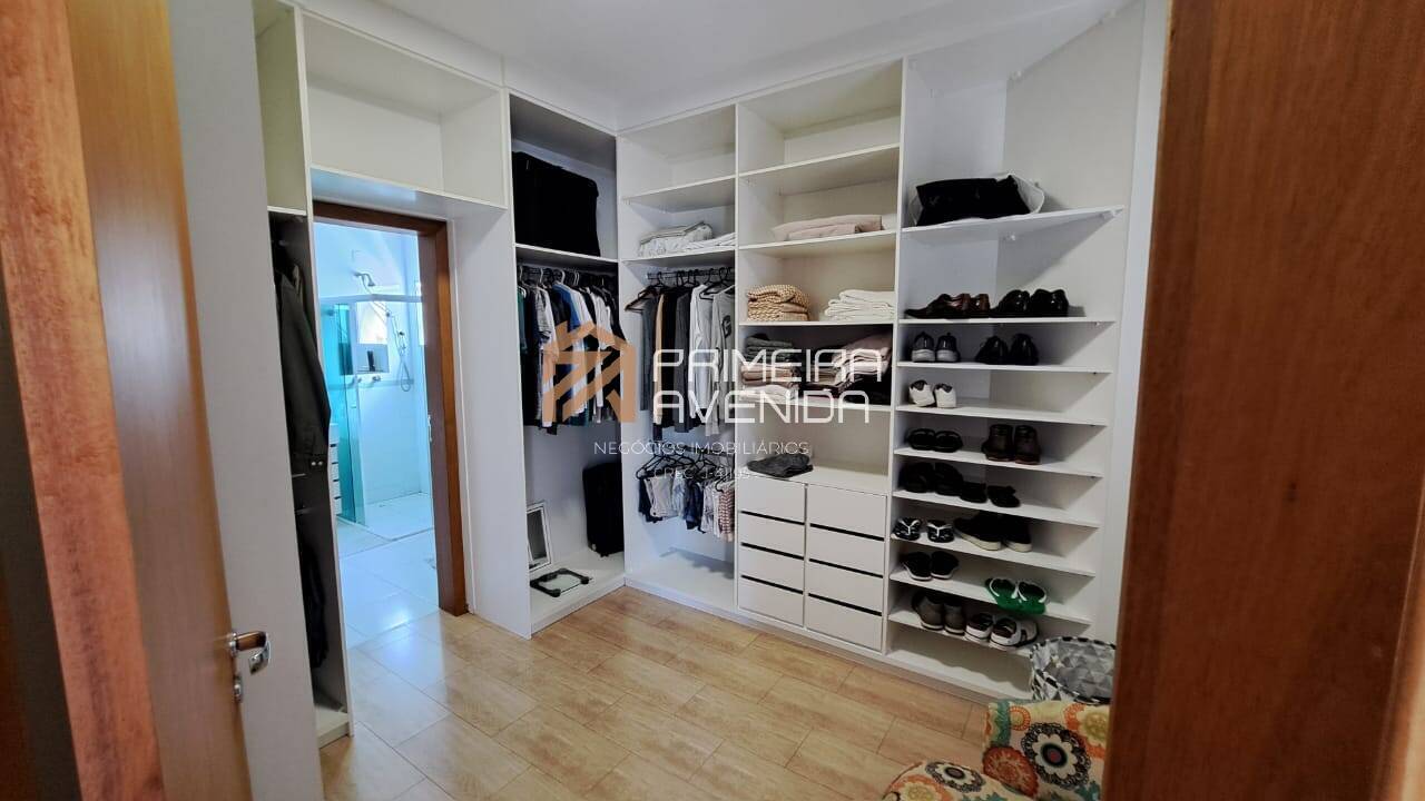 Casa à venda com 3 quartos, 248m² - Foto 17