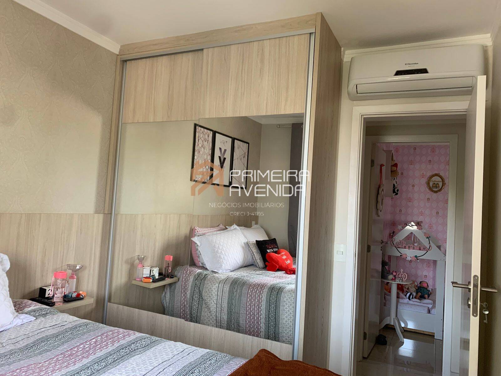 Apartamento à venda com 2 quartos, 90m² - Foto 15