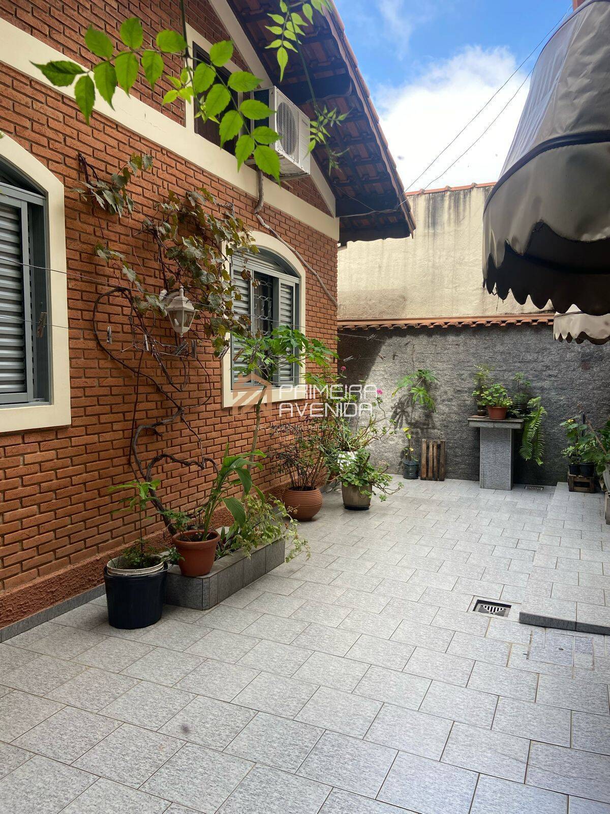 Casa à venda com 3 quartos, 90m² - Foto 12