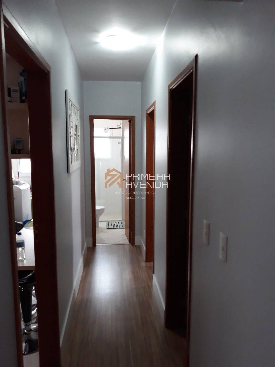 Apartamento à venda com 2 quartos, 70m² - Foto 10