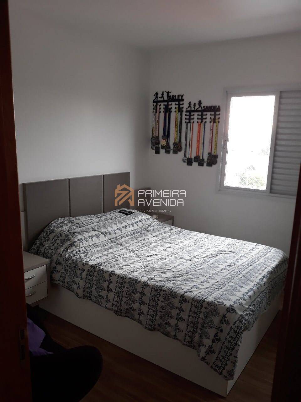 Apartamento à venda com 2 quartos, 70m² - Foto 19