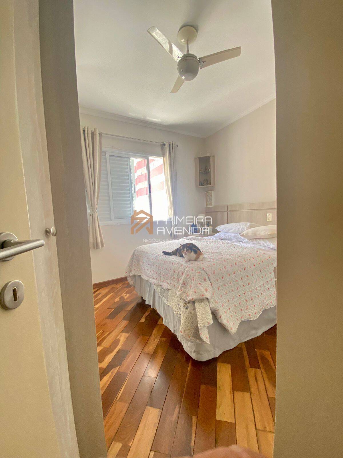 Apartamento à venda com 3 quartos, 103m² - Foto 8