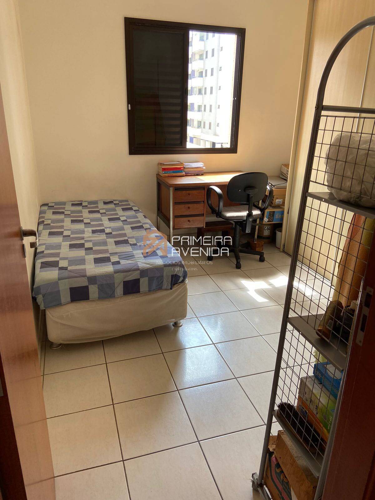 Apartamento à venda com 3 quartos, 96m² - Foto 12