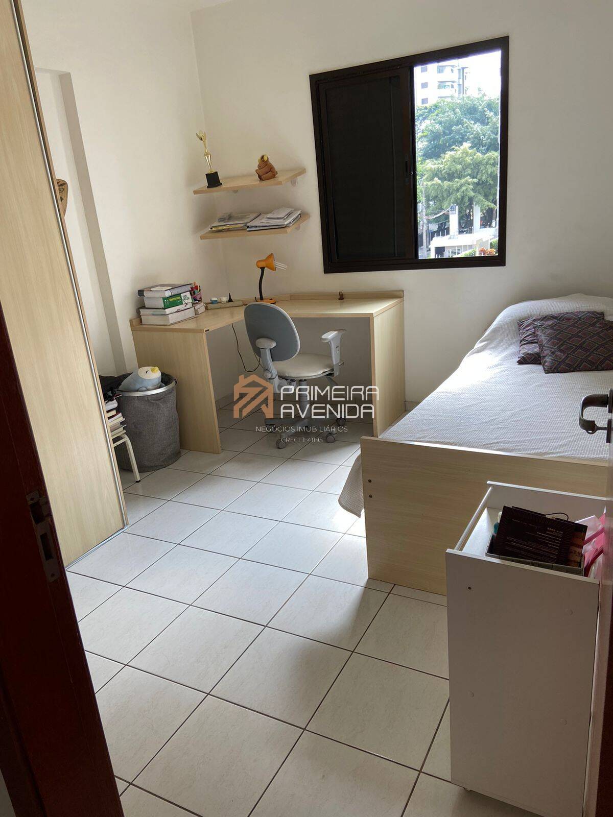 Apartamento à venda com 3 quartos, 96m² - Foto 13