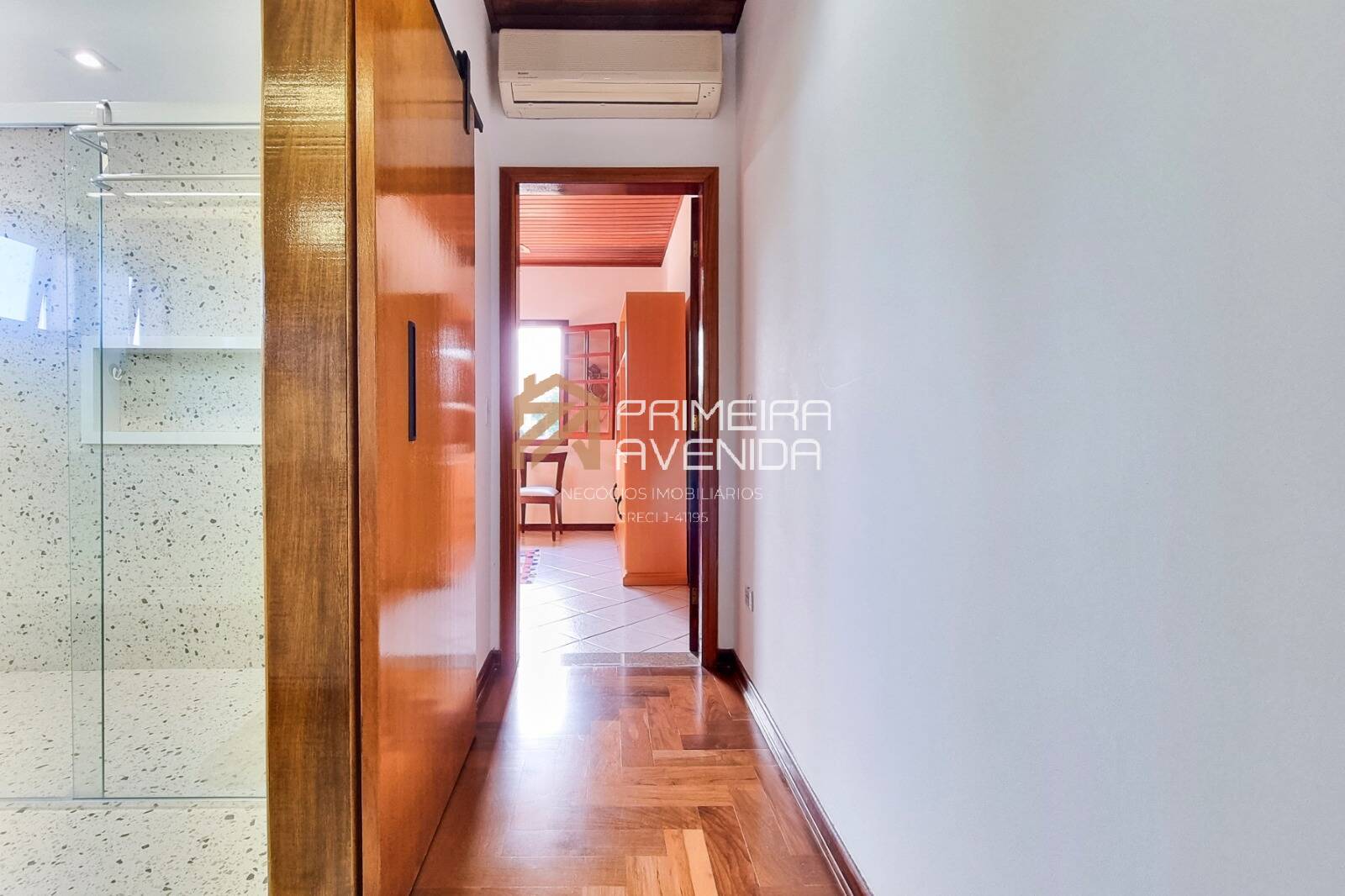 Casa à venda com 3 quartos, 350m² - Foto 24