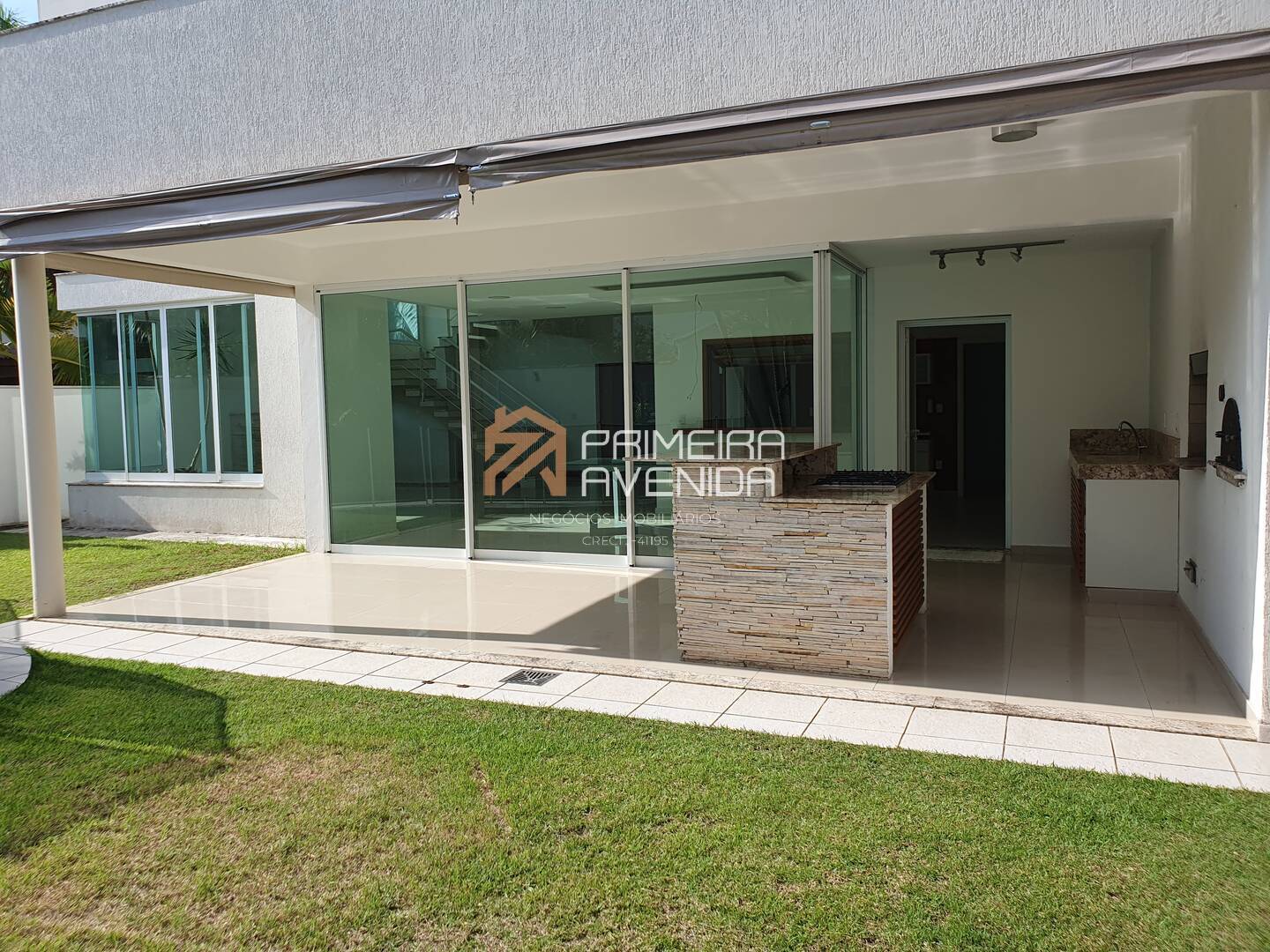 Casa à venda e aluguel com 4 quartos, 330m² - Foto 46