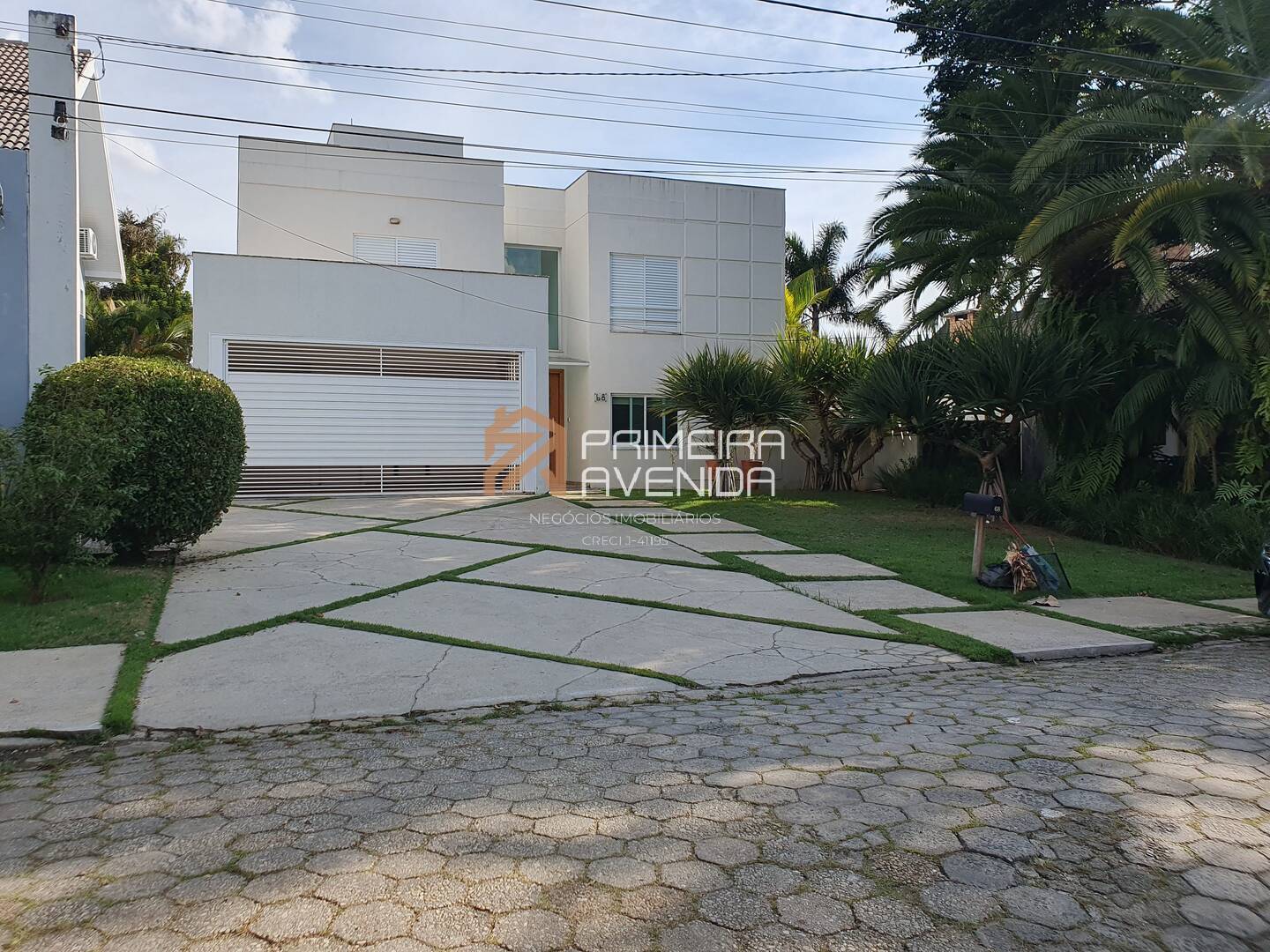 Casa à venda e aluguel com 4 quartos, 330m² - Foto 3